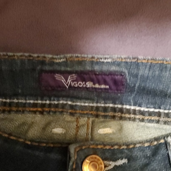 Jeans - Picture 3 of 4